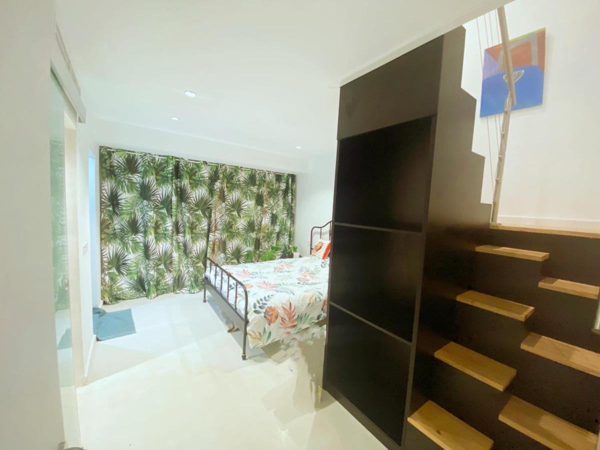 Hug Hotel2022 El Carrer del Canonge Extérieur photo