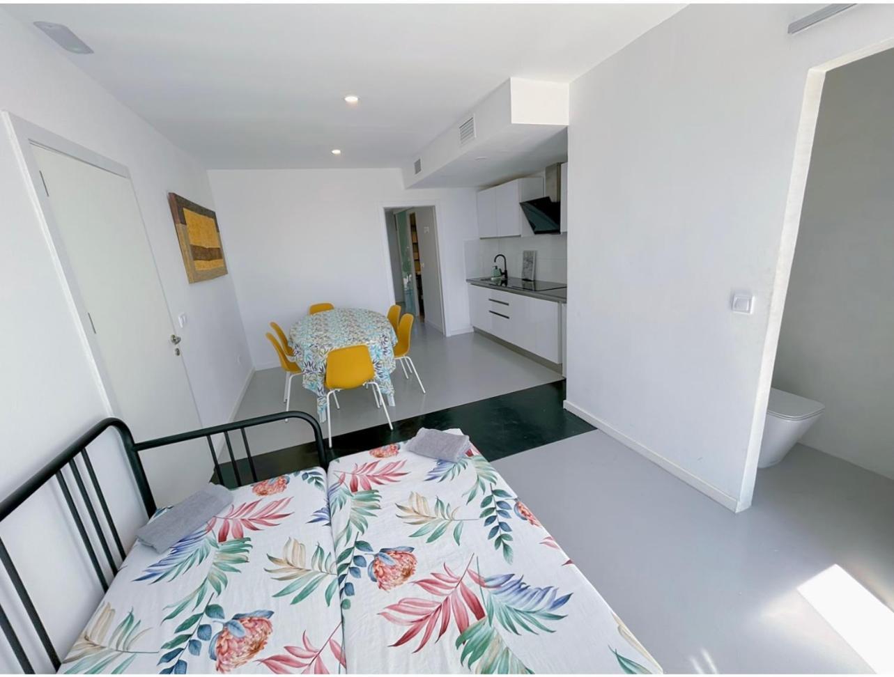 Hug Hotel2022 El Carrer del Canonge Extérieur photo
